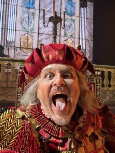 IL MIO RIGOLETTO TRA L’OMBRA DELL’ANIMA E LA MAGIA DI MUSCAT